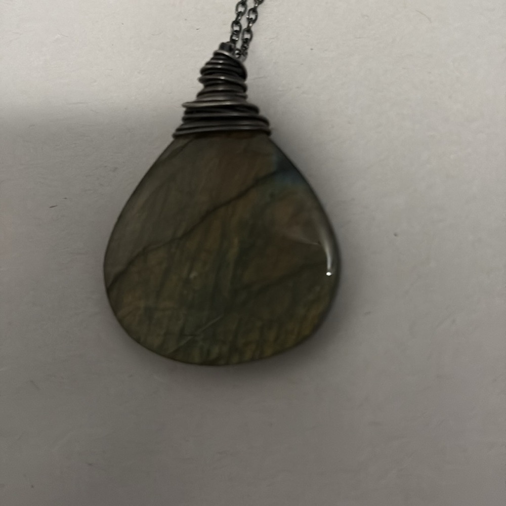 Labradorite pendant necklace - Picture 2 of 6